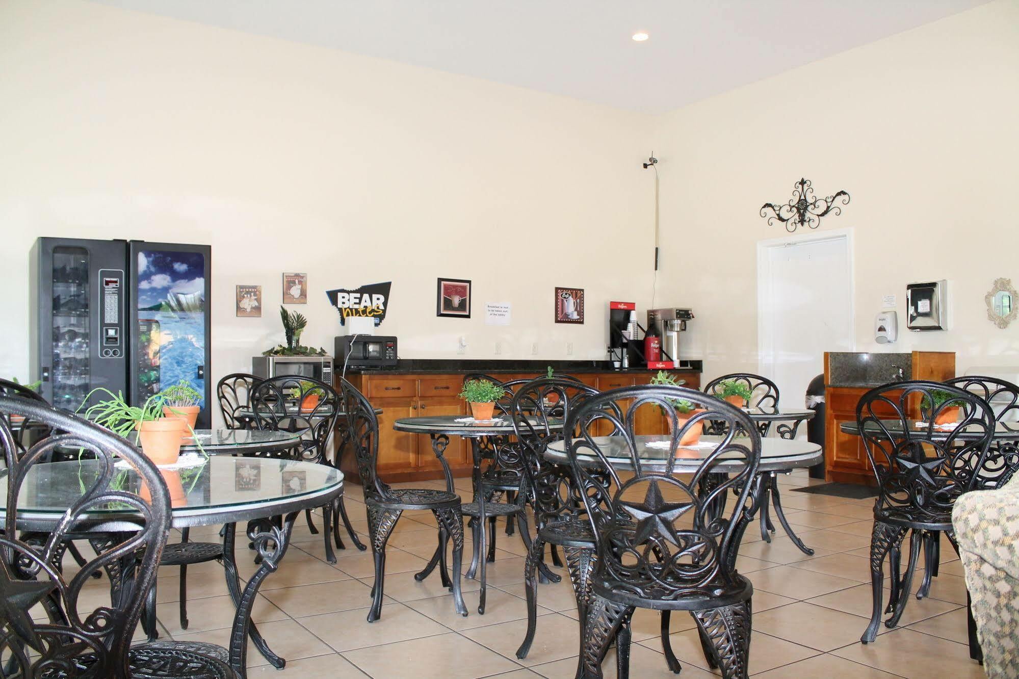 Travelers Inn Kingsland Luaran gambar