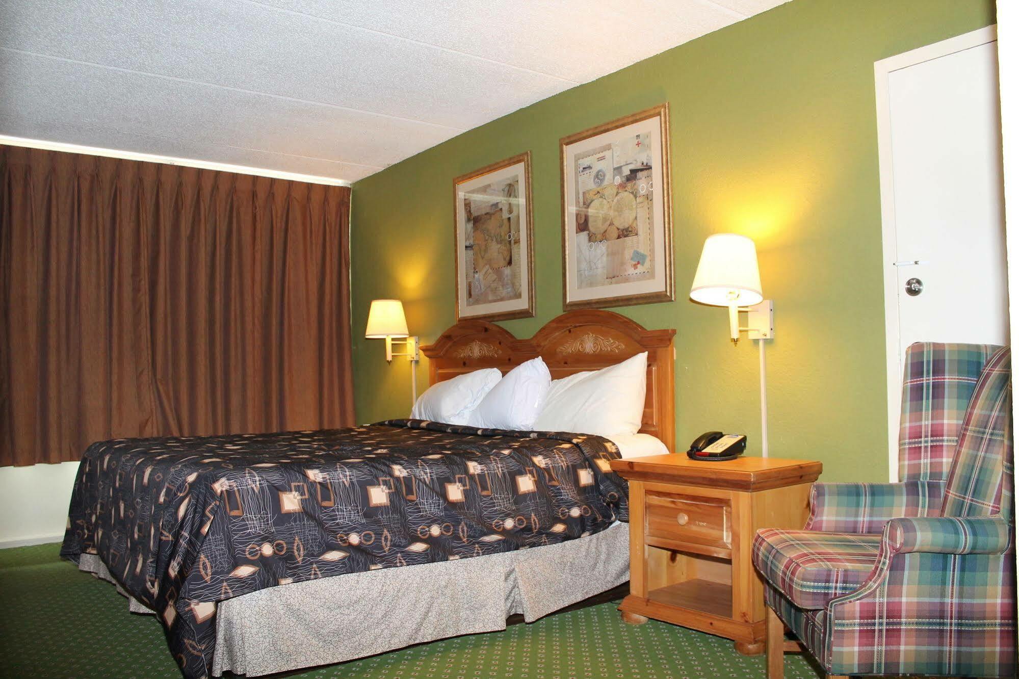 Travelers Inn Kingsland Luaran gambar
